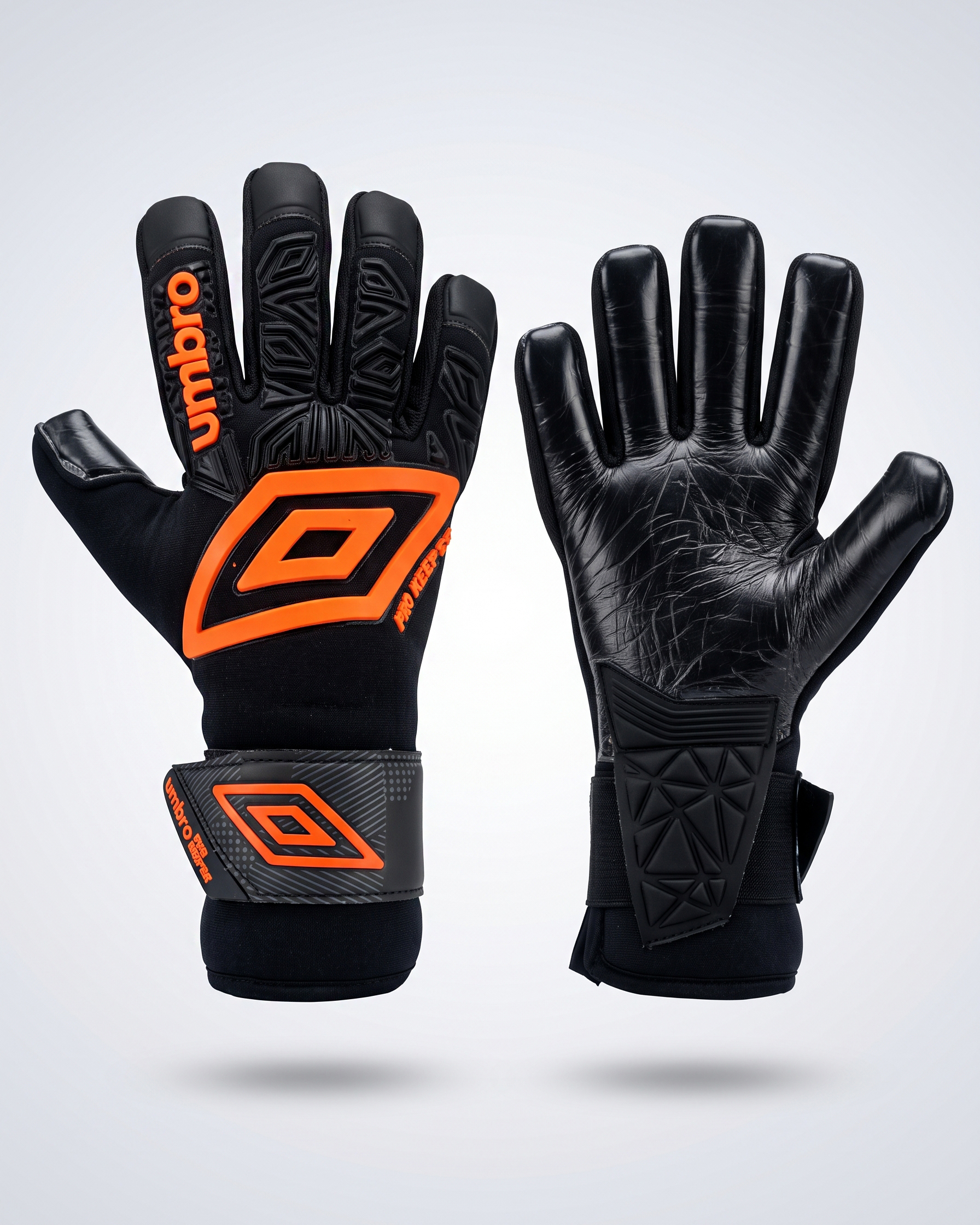 دستکش دروازه بانی umbro